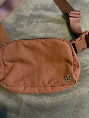 lululemon athletica Rust-Pink Crossbody Belt Bag